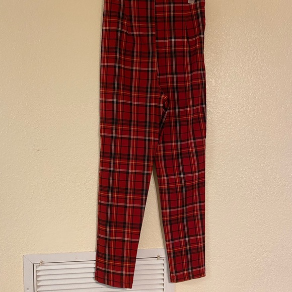 Platted Red,White and a hint of yellow Dress pants - Picture 2 of 6